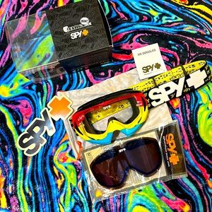 Targa mini Spy snow and mx goggles. Brand New w/tags and replacement snow lens